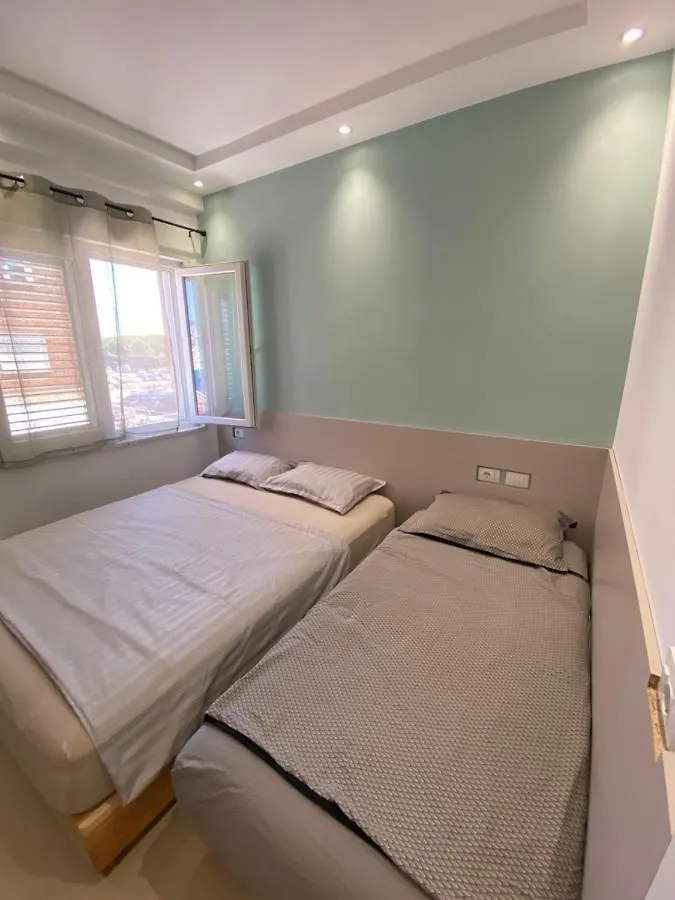 Apartment Ferizaj Velipojë 0*,  Albánie